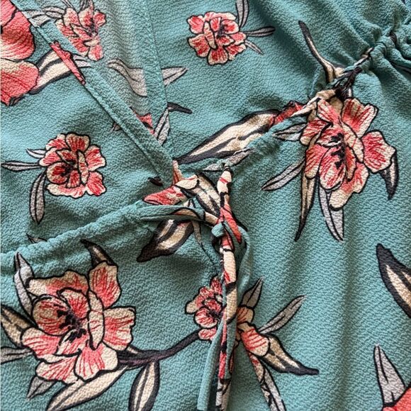 Blooms in the City Shorts Romper‎ Floral Blue Womens Size Medium - Picture 5 of 8